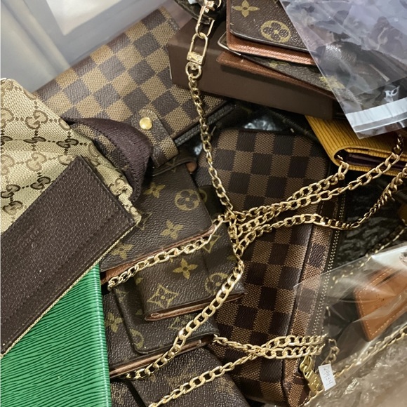 300 🚨 Mamsheee mentioned you!!! Join the live!! - Picture 8 of 8